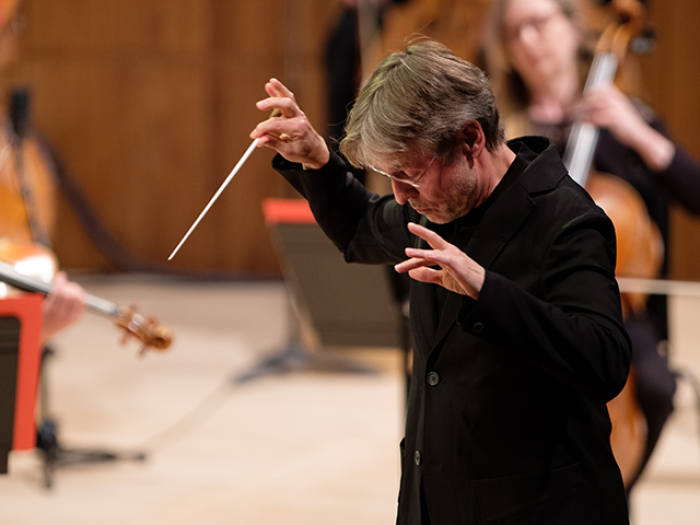 Salonen conducts Sibelius and Lindberg