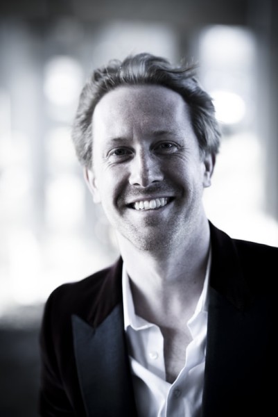 Simon Crawford-Phillips and Friends: Bach/Kurtág and Schubert