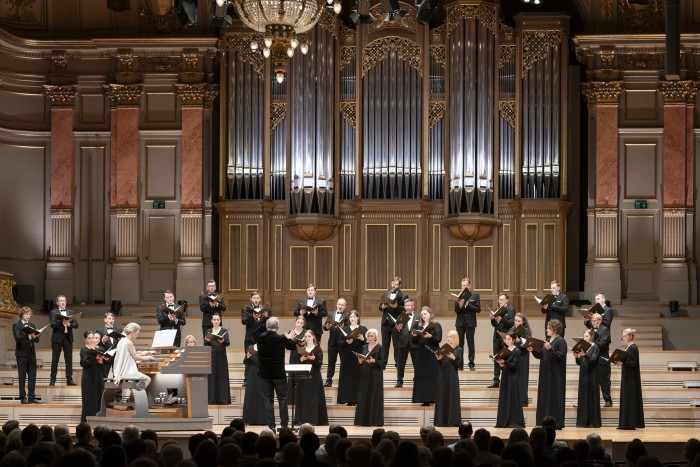 Iveta Apkalna & State Choir Latvija