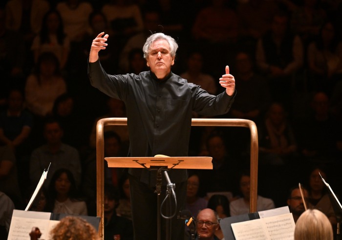 Sibelius, Vaughan Williams and Dubugnon