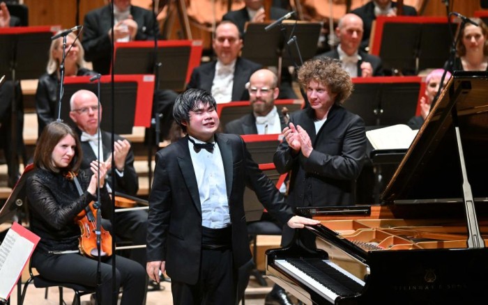 Shostakovich Piano Concerto No. 2 with Nobu